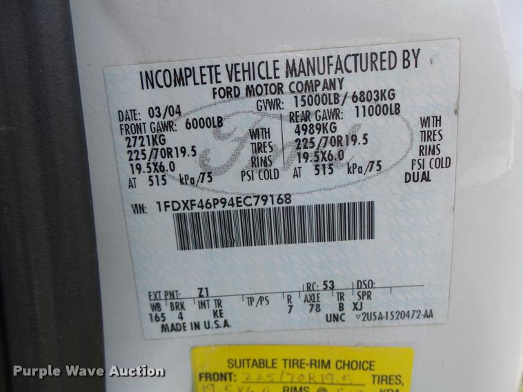 image for item K5602 2004 Ford F450 Super Duty truck cab and chassis