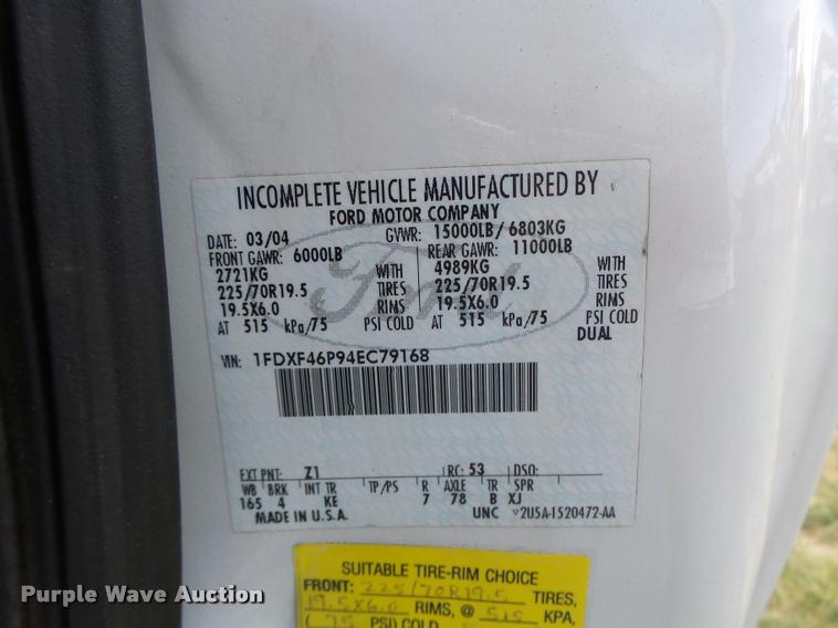 image for item K5602 2004 Ford F450 Super Duty truck cab and chassis