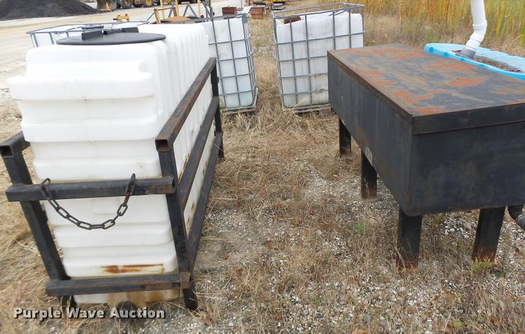 image for item K5615 (6) poly and asphalt tanks