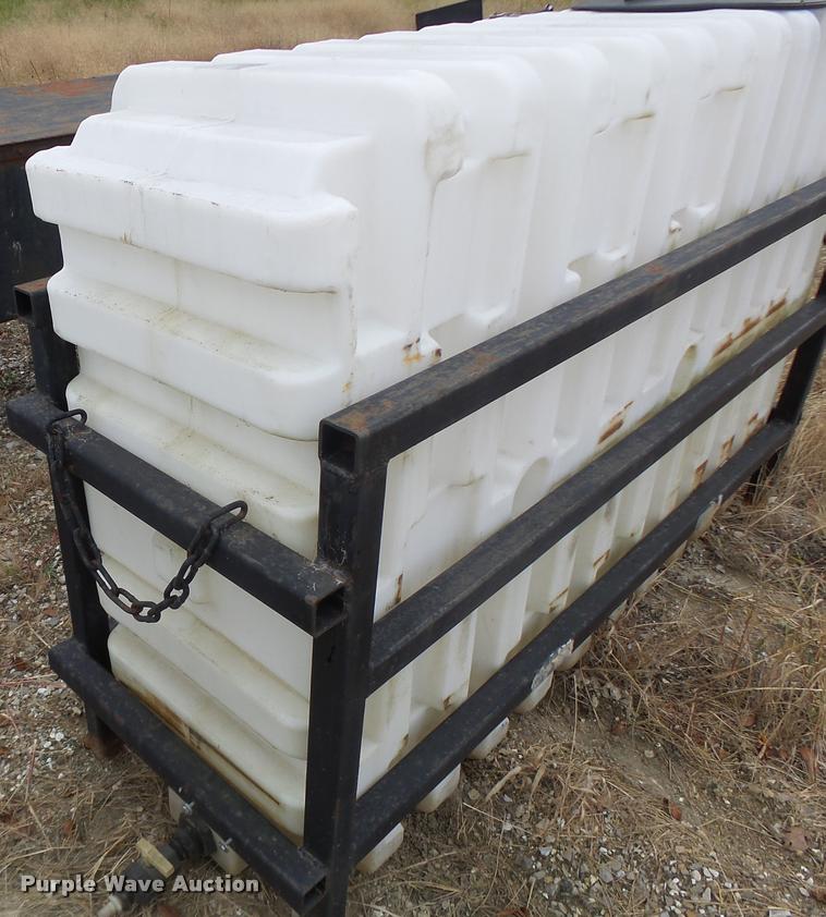 image for item K5615 (6) poly and asphalt tanks