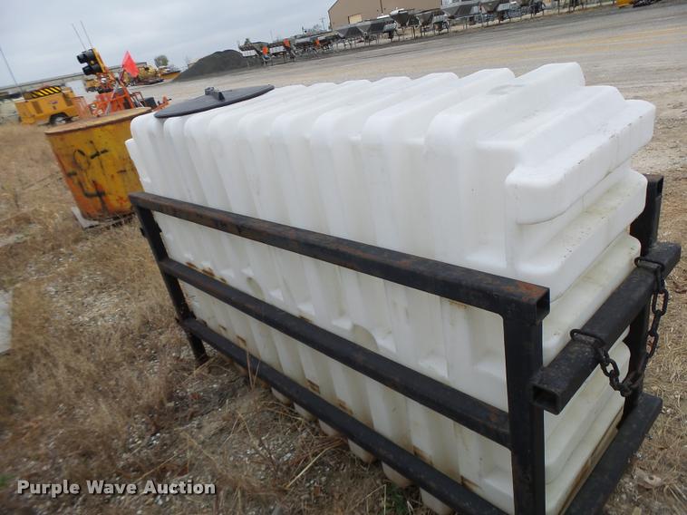 image for item K5615 (6) poly and asphalt tanks