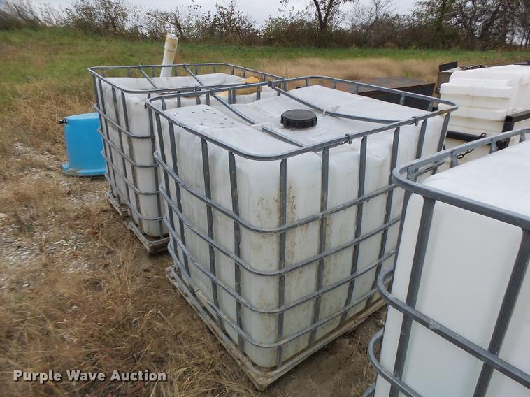 image for item K5615 (6) poly and asphalt tanks