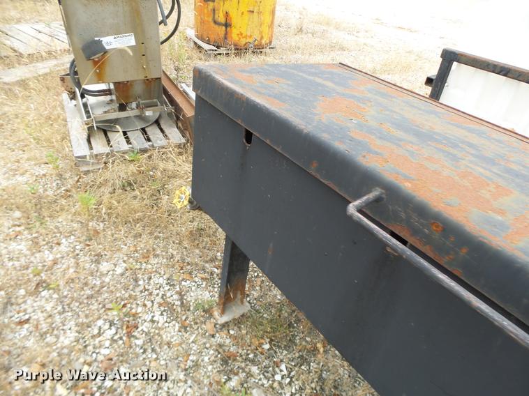 image for item K5615 (6) poly and asphalt tanks