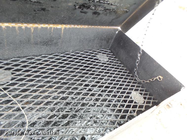 image for item K5615 (6) poly and asphalt tanks