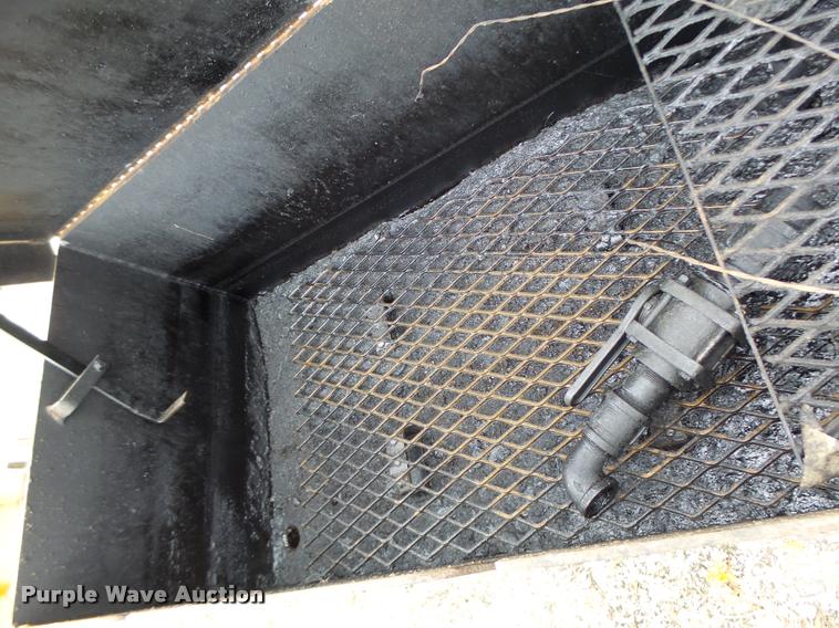 image for item K5615 (6) poly and asphalt tanks