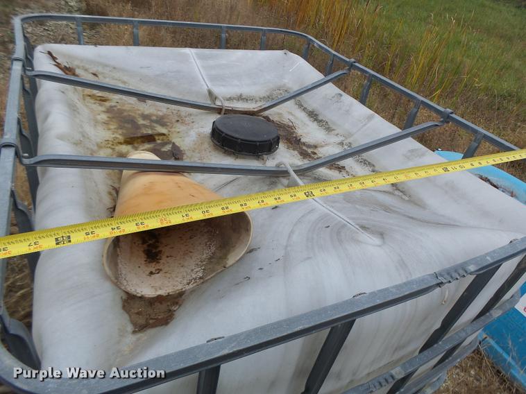 image for item K5615 (6) poly and asphalt tanks