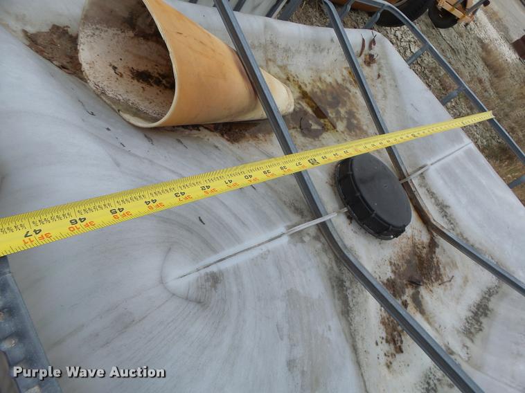 image for item K5615 (6) poly and asphalt tanks