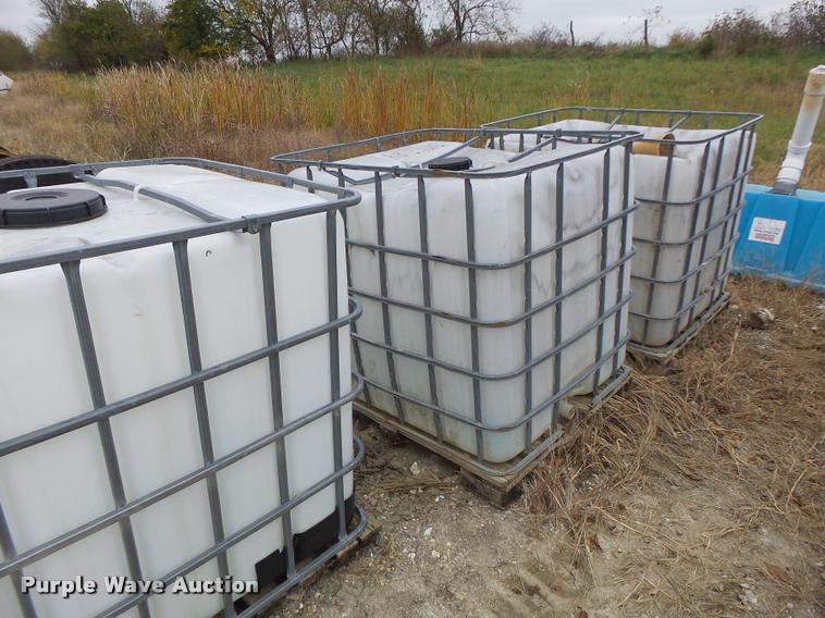 image for item K5615 (6) poly and asphalt tanks
