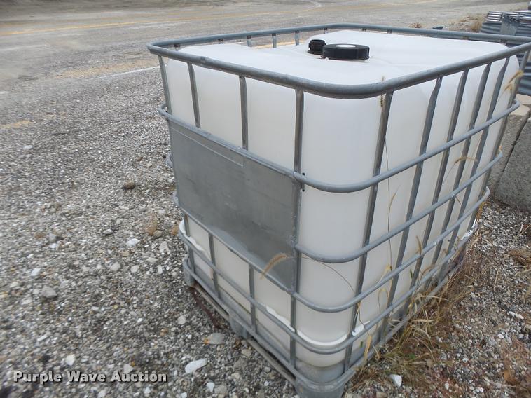 image for item K5615 (6) poly and asphalt tanks