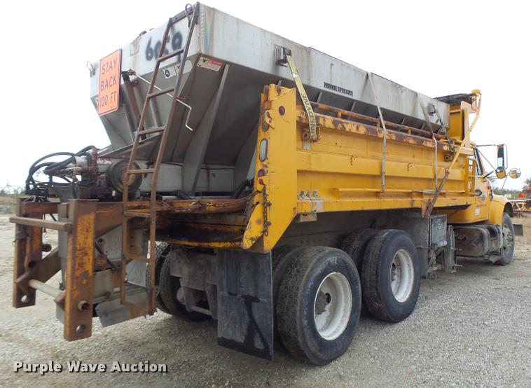 image for item K5620 1999 International 4900 dump truck