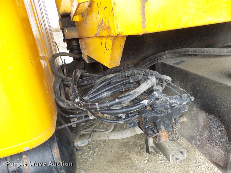 image for item K5620 1999 International 4900 dump truck