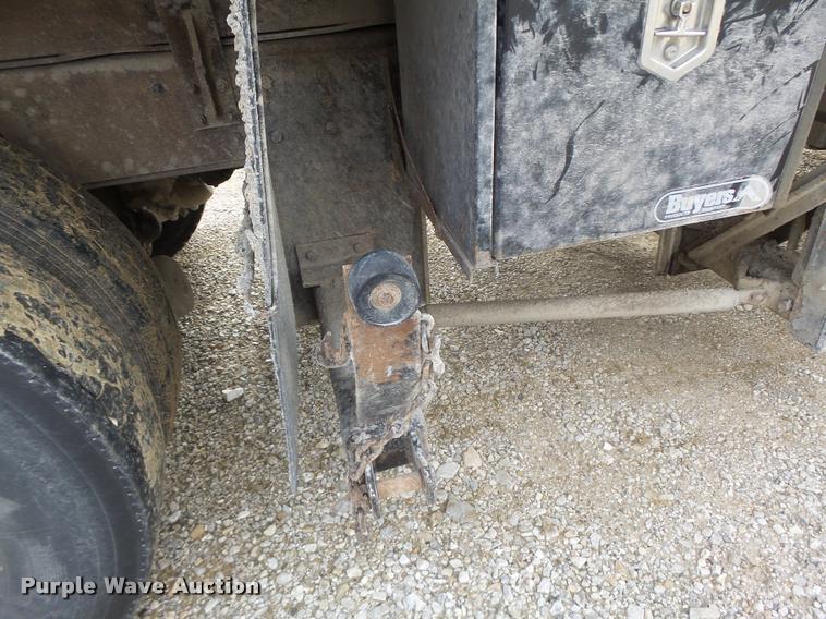 image for item K5620 1999 International 4900 dump truck