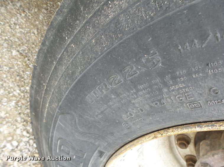 image for item K5620 1999 International 4900 dump truck