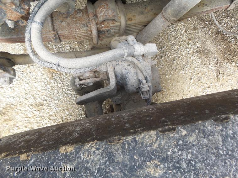 image for item K5620 1999 International 4900 dump truck