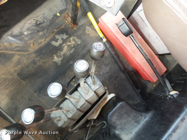 image for item K5620 1999 International 4900 dump truck