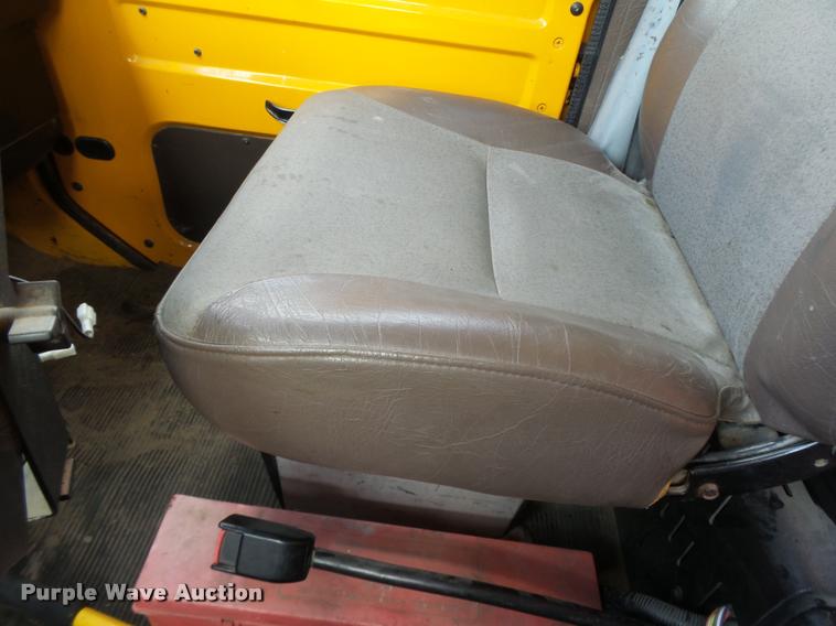 image for item K5620 1999 International 4900 dump truck