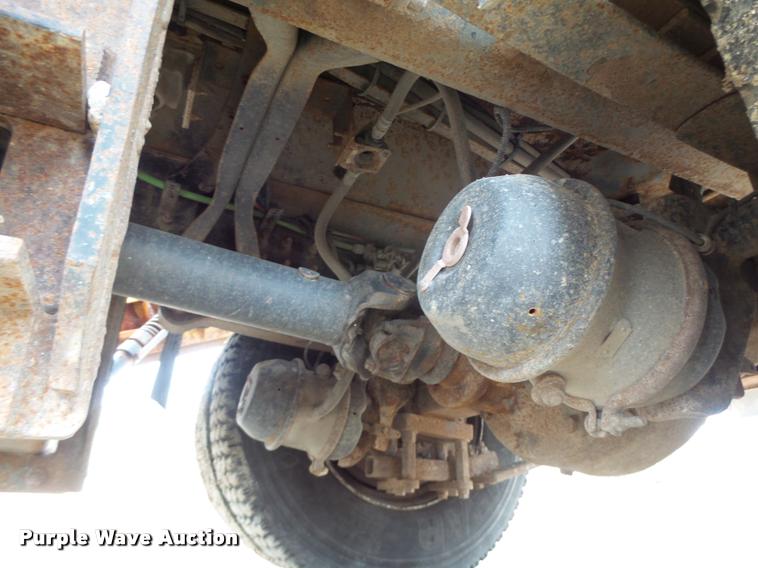 image for item K5621 2006 International 7400 dump truck