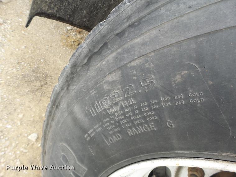 image for item K5621 2006 International 7400 dump truck