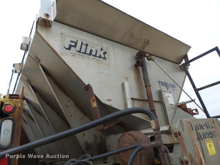 image for item K5621 2006 International 7400 dump truck