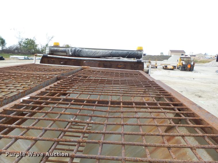 image for item K5621 2006 International 7400 dump truck