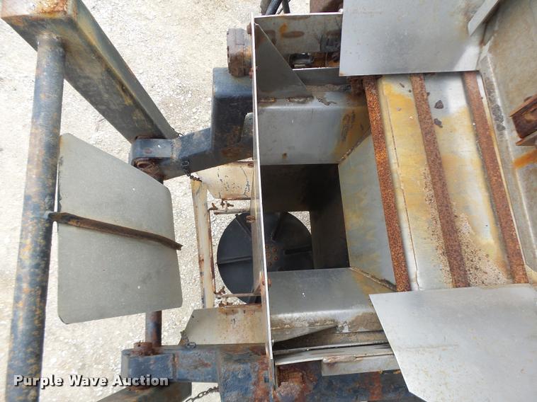 image for item K5621 2006 International 7400 dump truck