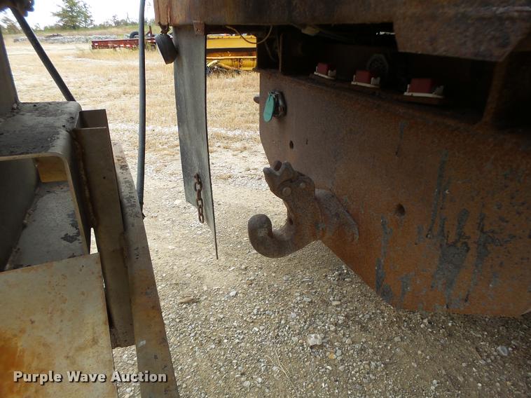 image for item K5621 2006 International 7400 dump truck