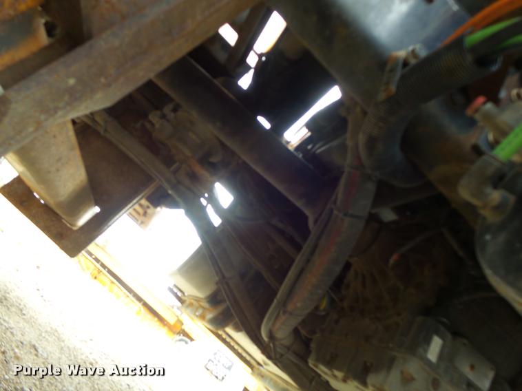 image for item K5621 2006 International 7400 dump truck