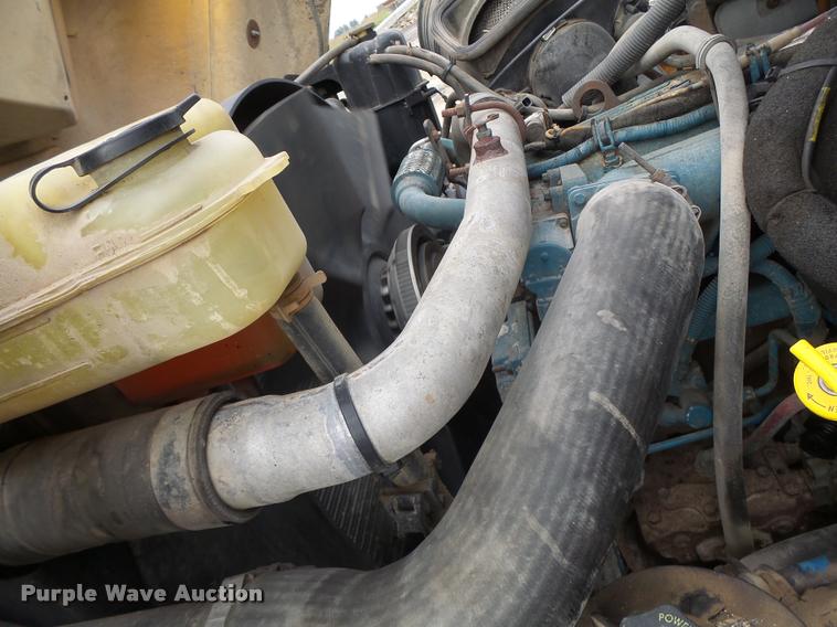 image for item K5621 2006 International 7400 dump truck