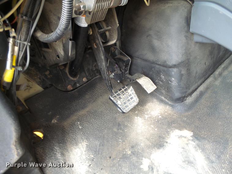 image for item K5621 2006 International 7400 dump truck