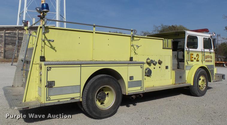 image for item K5632 1978 Seagrave fire truck