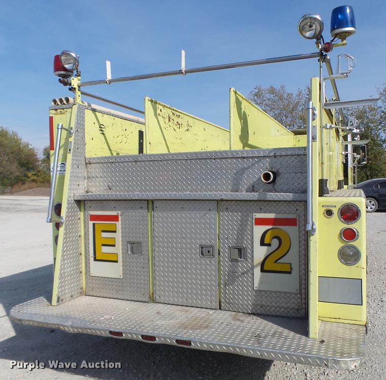 image for item K5632 1978 Seagrave fire truck