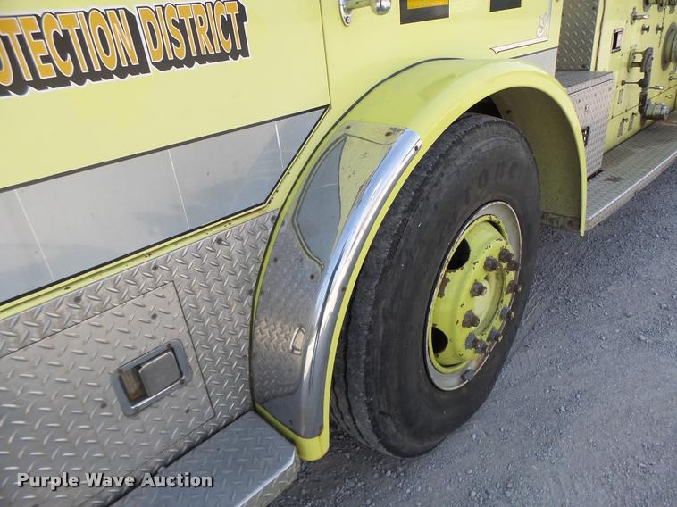 image for item K5632 1978 Seagrave fire truck