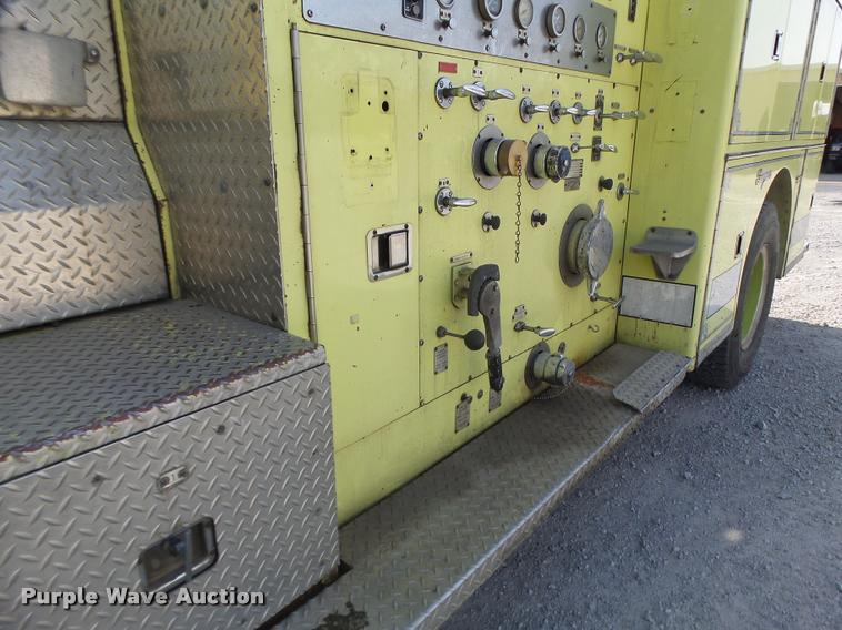 image for item K5632 1978 Seagrave fire truck