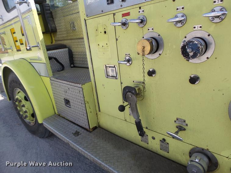 image for item K5632 1978 Seagrave fire truck