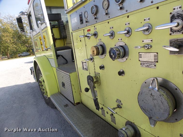 image for item K5632 1978 Seagrave fire truck