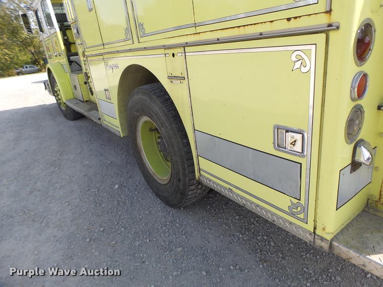 image for item K5632 1978 Seagrave fire truck