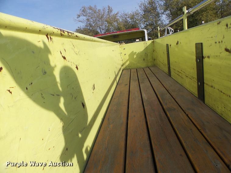 image for item K5632 1978 Seagrave fire truck