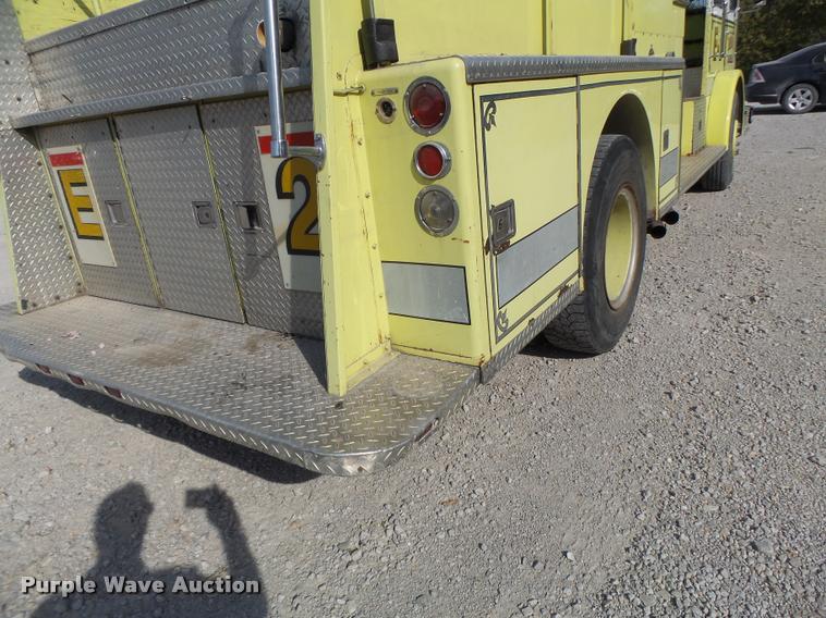 image for item K5632 1978 Seagrave fire truck