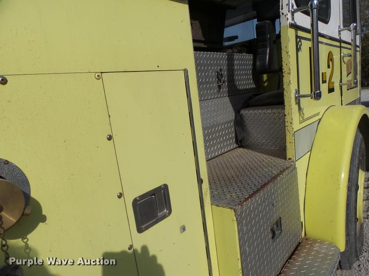 image for item K5632 1978 Seagrave fire truck