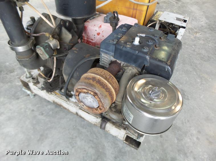 image for item K5645 1988 Curtis Dyna Z2952 mosquito fogger