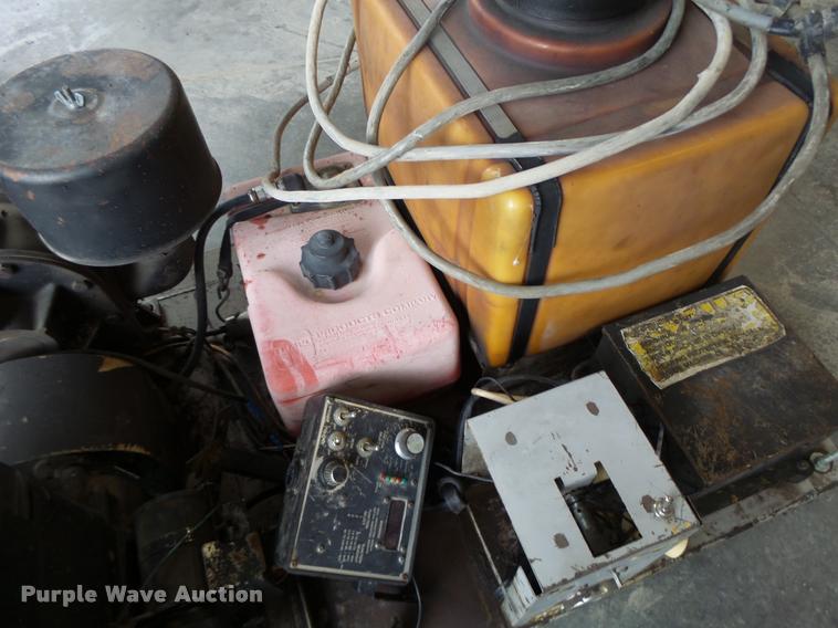 image for item K5645 1988 Curtis Dyna Z2952 mosquito fogger