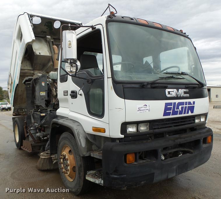image for item K5646 1998 GMC T7500 street sweeper truck