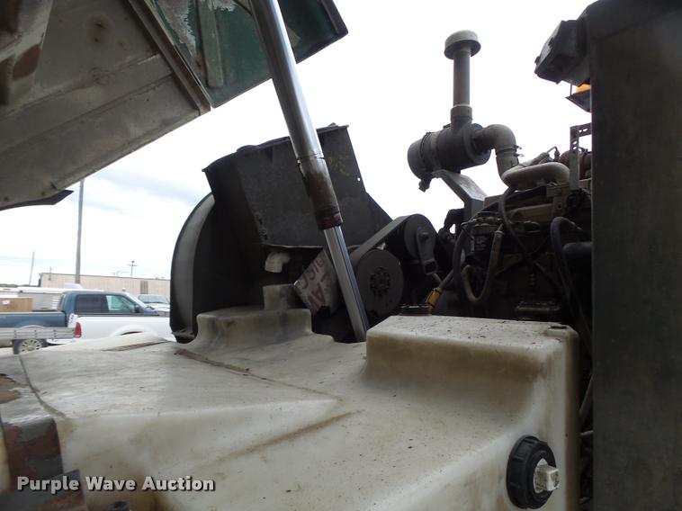 image for item K5646 1998 GMC T7500 street sweeper truck