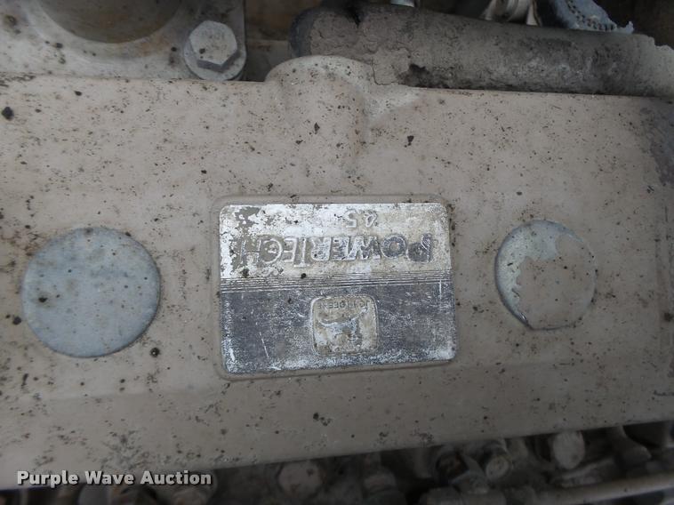 image for item K5646 1998 GMC T7500 street sweeper truck