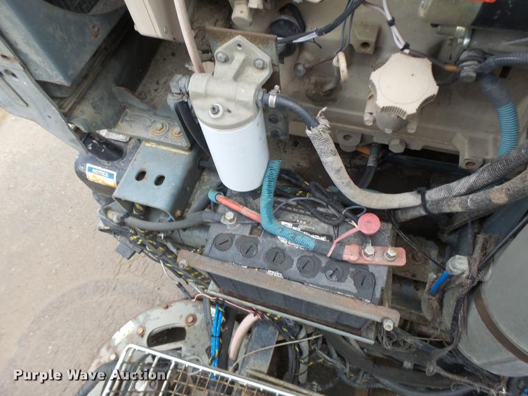 image for item K5646 1998 GMC T7500 street sweeper truck