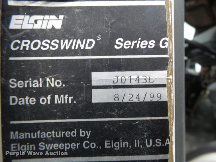 image for item K5646 1998 GMC T7500 street sweeper truck