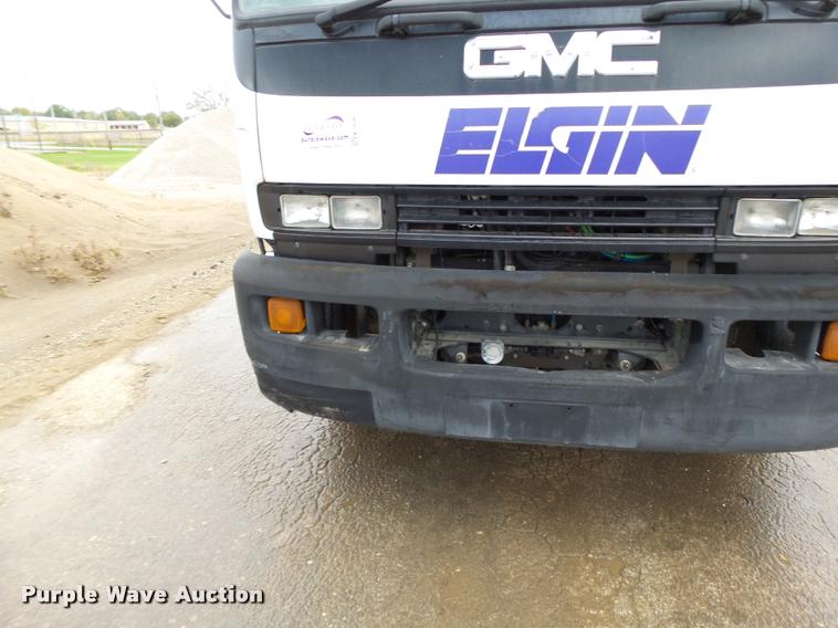 image for item K5646 1998 GMC T7500 street sweeper truck
