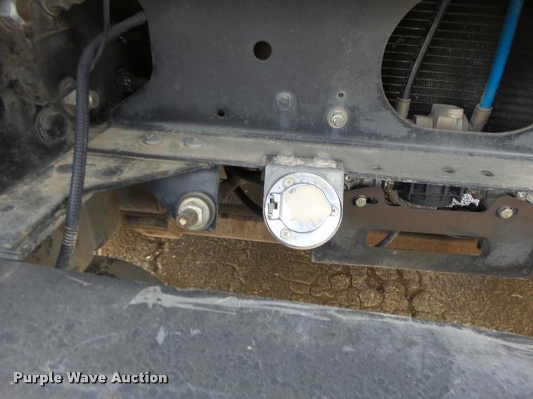 image for item K5646 1998 GMC T7500 street sweeper truck