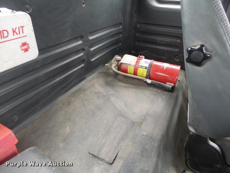 image for item K5646 1998 GMC T7500 street sweeper truck