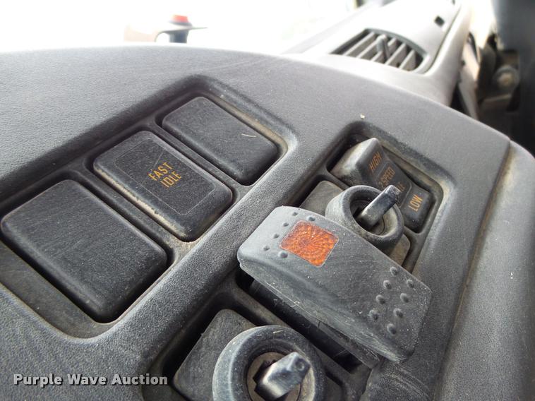 image for item K5646 1998 GMC T7500 street sweeper truck